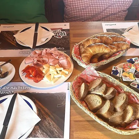 Bergpension Battagliahuette Penzion Malix