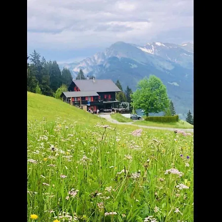 ゲストハウス Bergpension Battagliahuette